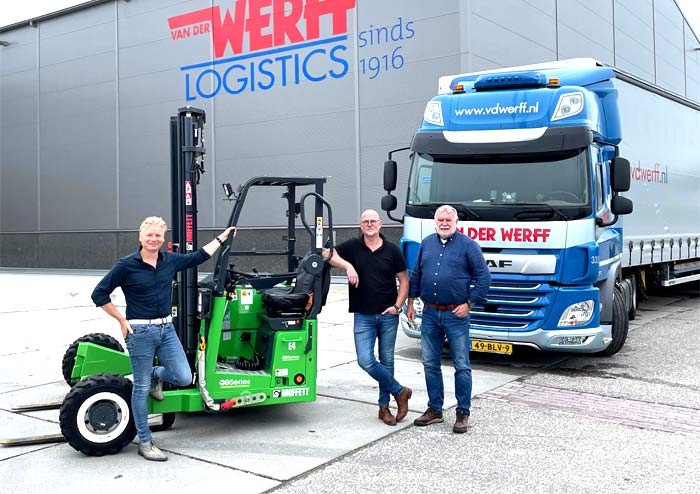 Van der Werff Logistics koopt twintig Moffett elektrische meeneemheftrucks
