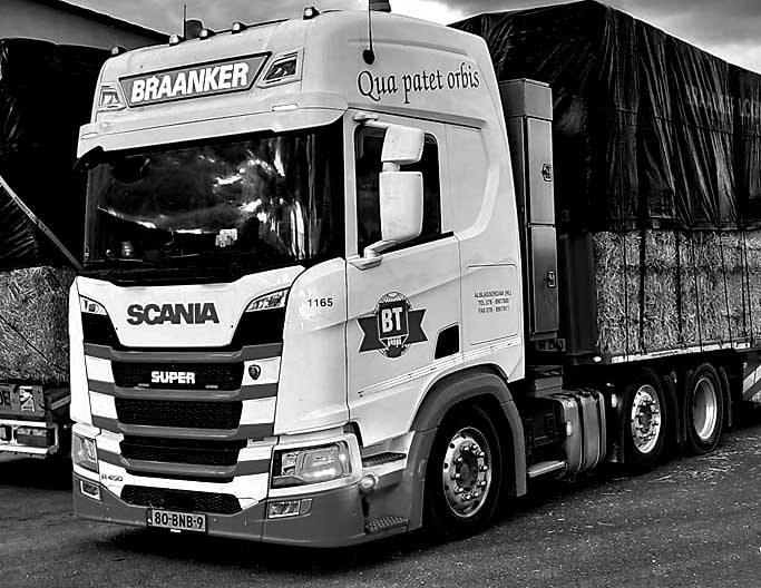 Scania R450 6x2 Lowdeck — met verschuifbare koppelschotel