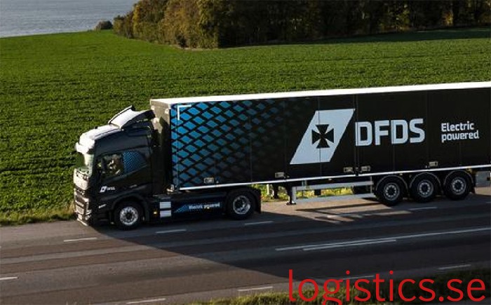 Volvo Trucks liefert zwanzig elektrische FMs an DFDS