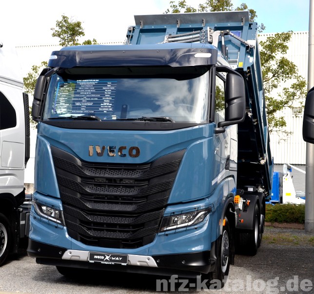 Iveco X-Way AS280X57Y PS ON+ — Kipperfahrgestell