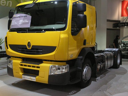 Renault Trucks Premium Distribution 410.19 TD