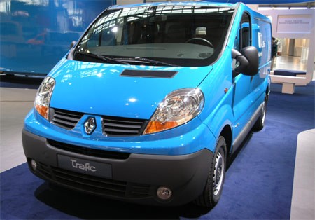 Renault Trafic L1H1 2,7t 2.0 dCi 66kW / 2.0 dCi 84kW / 2.5 dCi 107kW